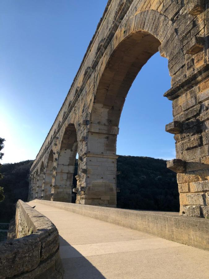 Studio Havre De Paix Au Pont Du Gard Piscine Et Jacuzzi Chez Valerie Payre Villa Vers-Pont-du-Gard Esterno foto