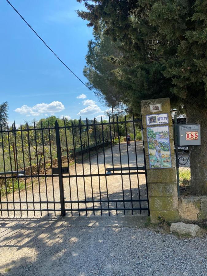 Studio Havre De Paix Au Pont Du Gard Piscine Et Jacuzzi Chez Valerie Payre Villa Vers-Pont-du-Gard Esterno foto