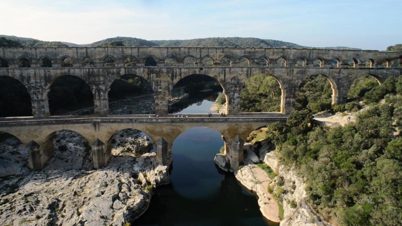 Studio Havre De Paix Au Pont Du Gard Piscine Et Jacuzzi Chez Valerie Payre Villa Vers-Pont-du-Gard Esterno foto