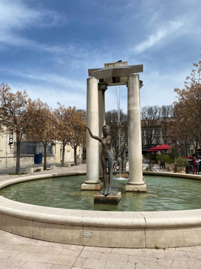 Studio Havre De Paix Au Pont Du Gard Piscine Et Jacuzzi Chez Valerie Payre Vers-Pont-du-Gard Esterno foto