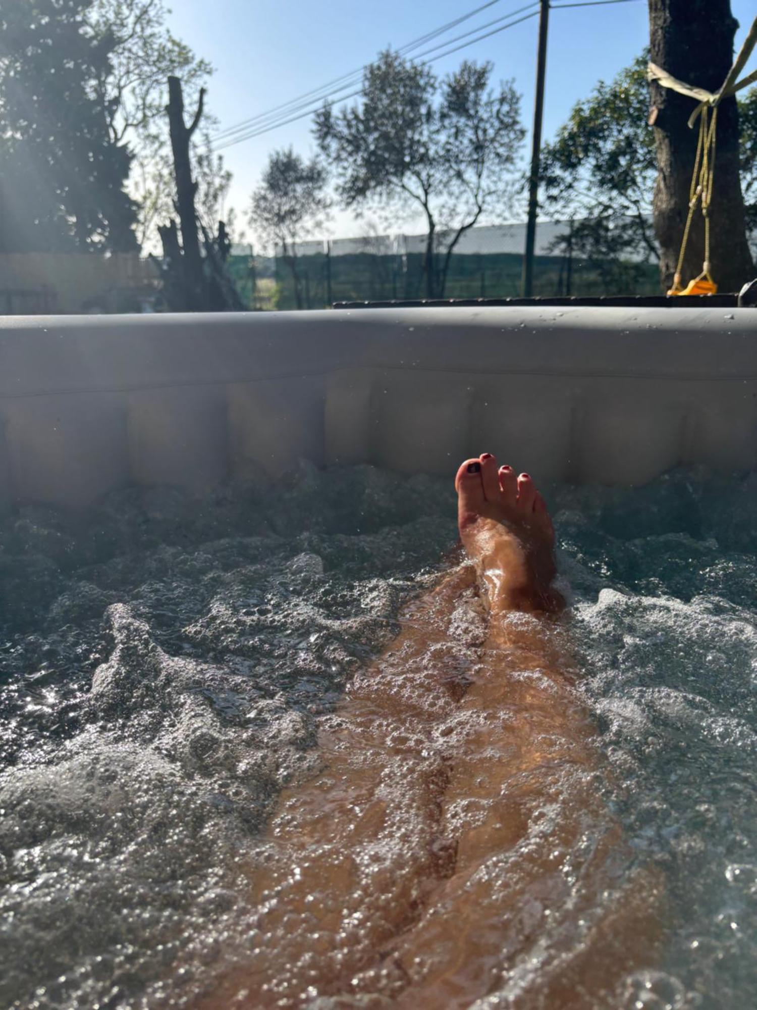 Studio Havre De Paix Au Pont Du Gard Piscine Et Jacuzzi Chez Valerie Payre Vers-Pont-du-Gard Esterno foto